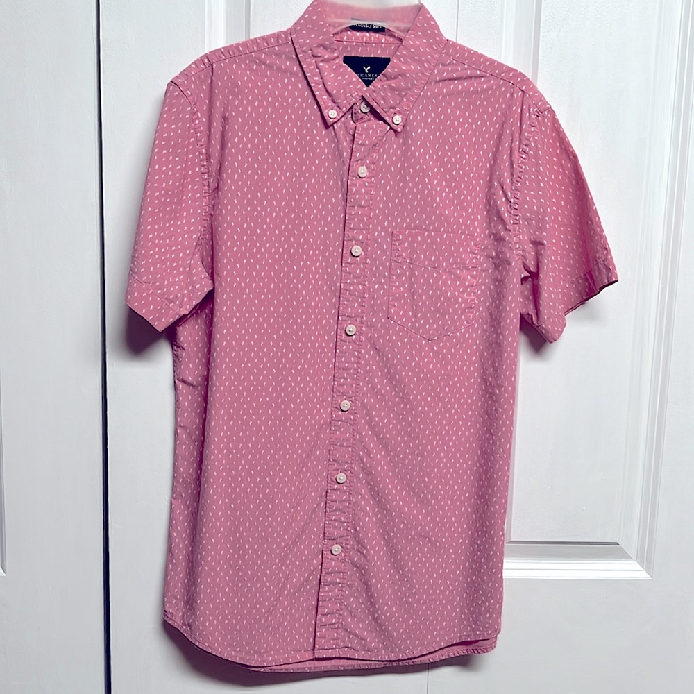 American Eagle Pink White Cactus Print Pocket Short Sleeve Shirt Size XS